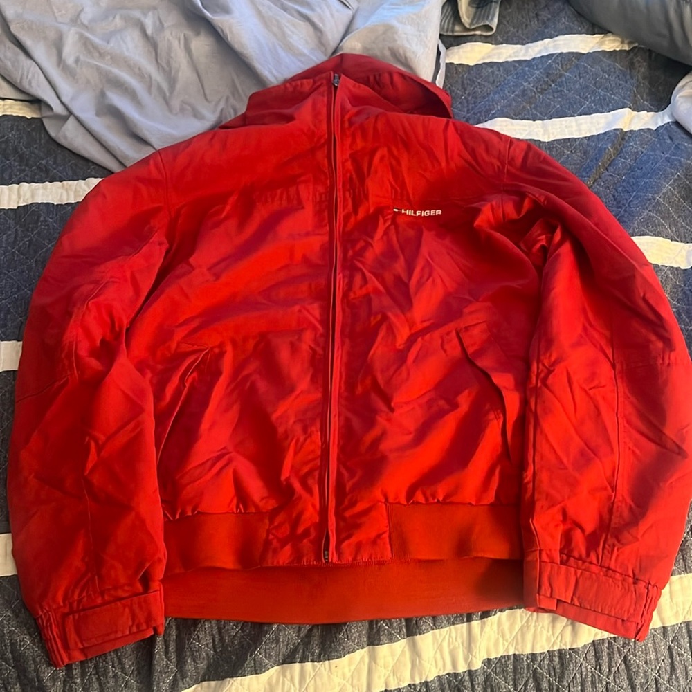 ❄️ Tommy Hilfiger red jacket size Large EUC
